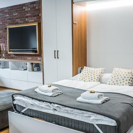 Špindlerŭv Mlýn Savoy Luxury Apartment מראה חיצוני תמונה