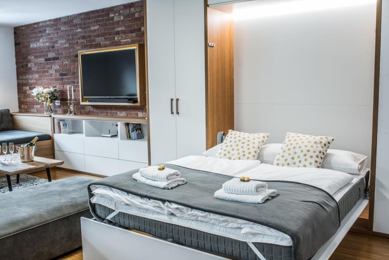 Špindlerŭv Mlýn Savoy Luxury Apartment מראה חיצוני תמונה